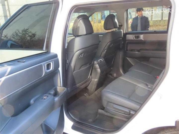 Hyundai Santa Fe 1.6T HEV 2WD Prestige - фото 14