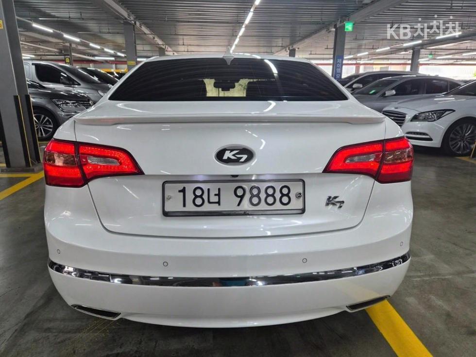 2011 - kia k7