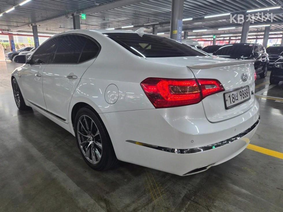 2011 - kia k7