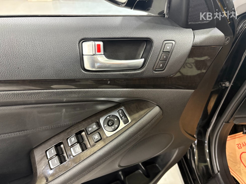 2014 - kia k7