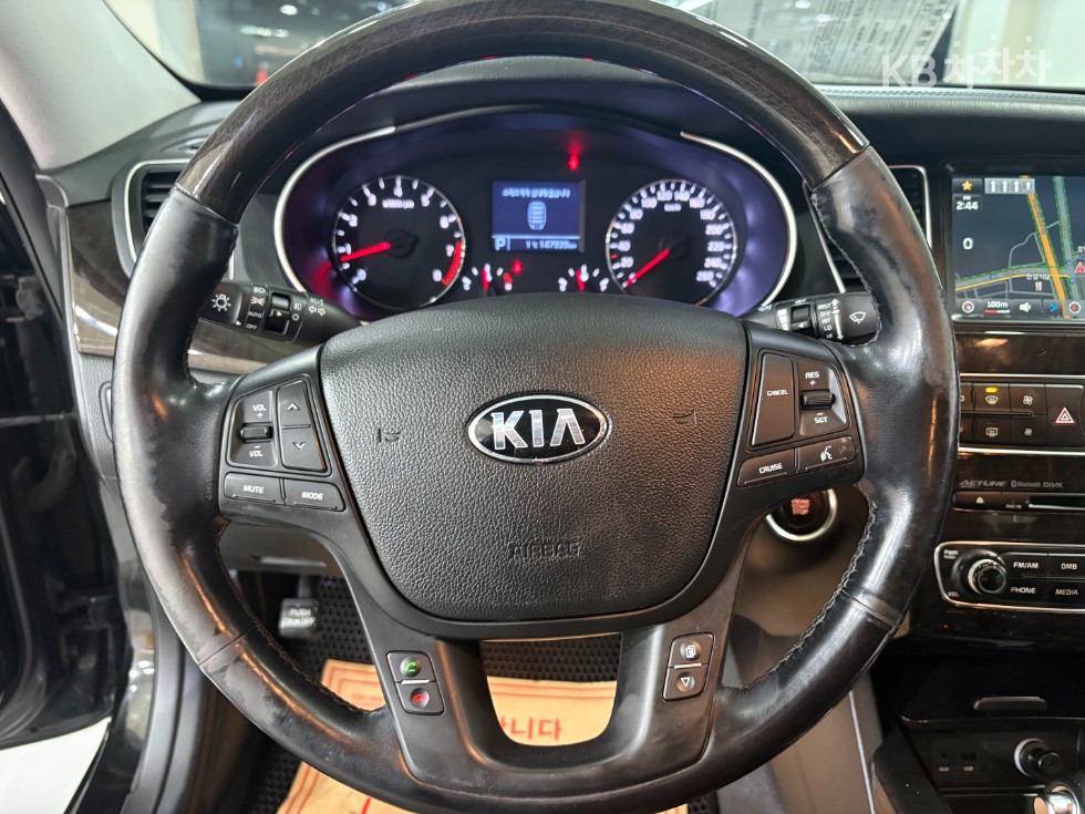 2014 - kia k7