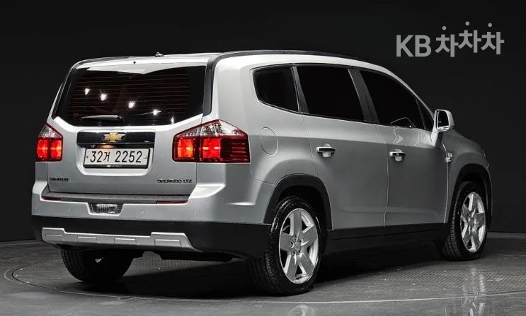 Chevrolet Orlando — miniaturë 2