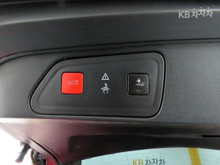 Peugeot 3008 1.6 BlueHDi Allure - фото 18