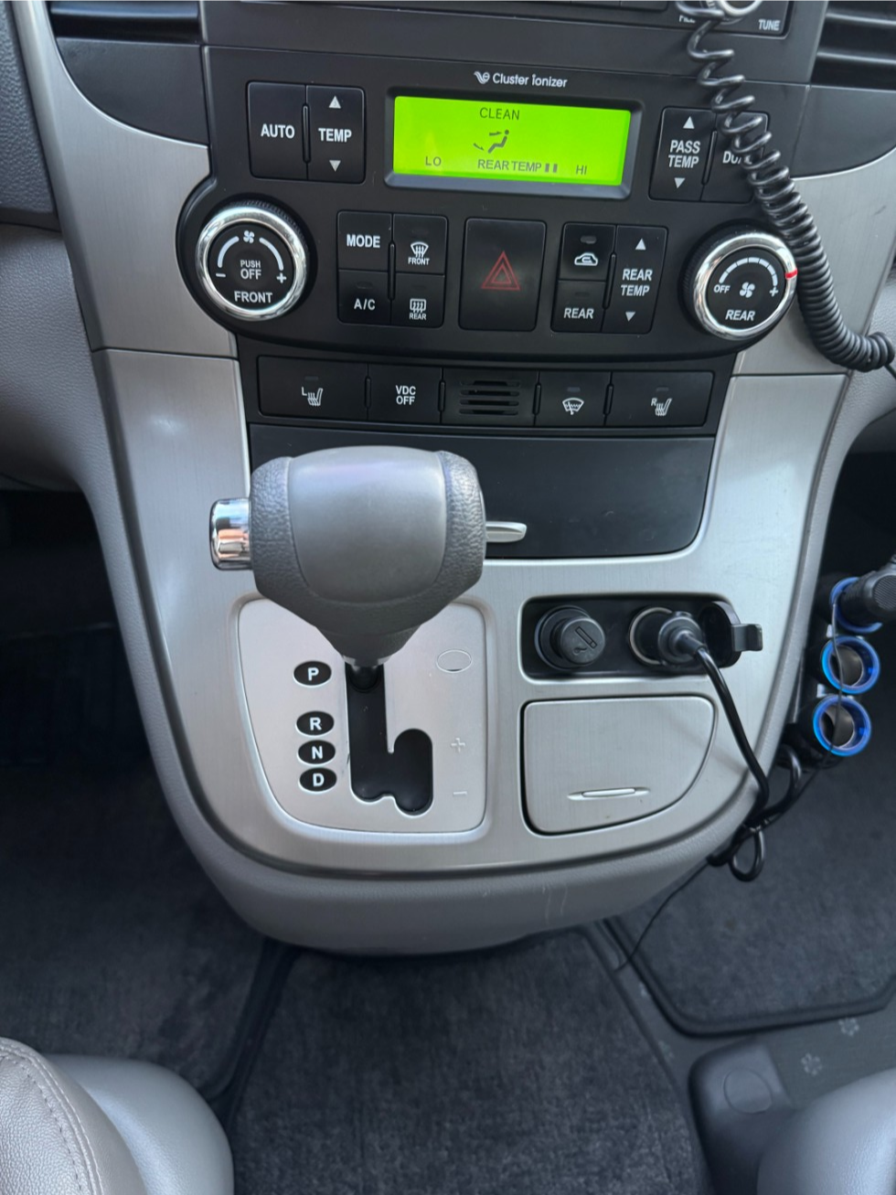 2014 - kia carnival