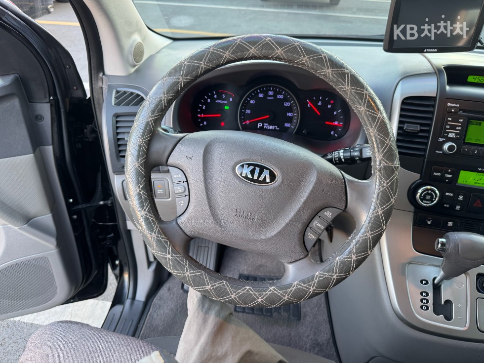 2014 - kia carnival