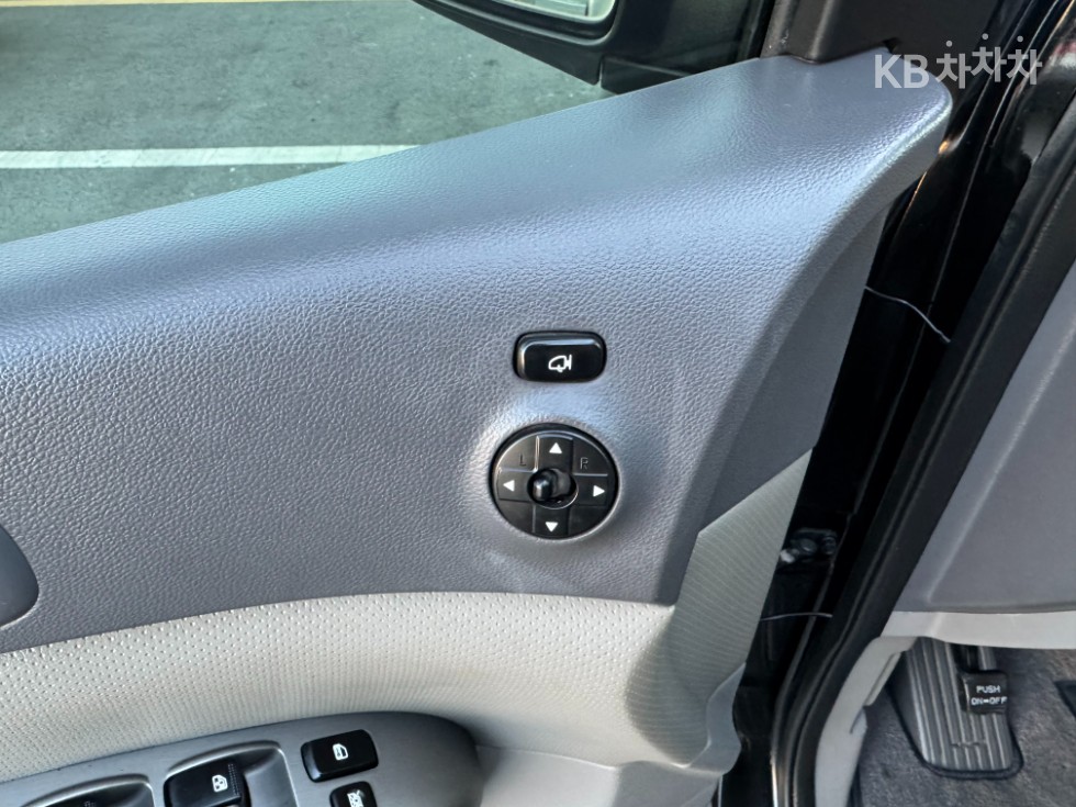 2014 - kia carnival