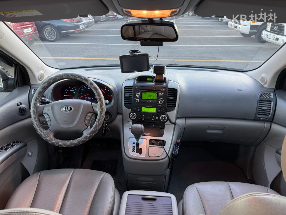 2014 - kia carnival