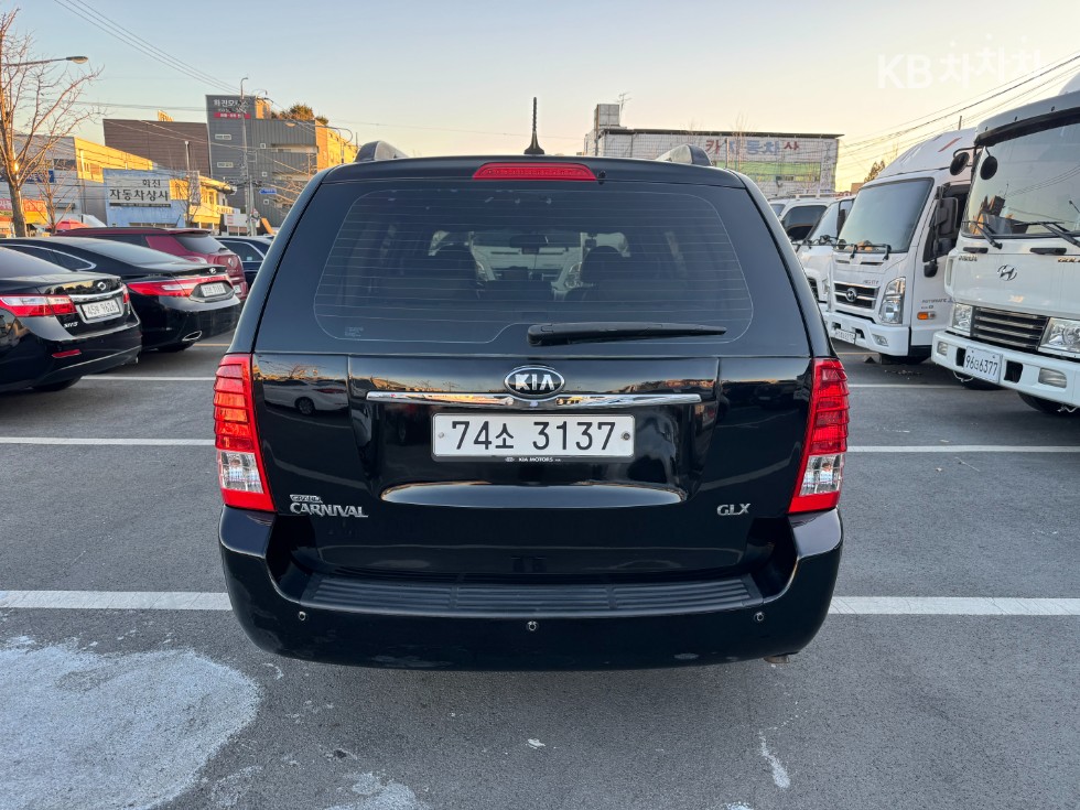 2014 - kia carnival