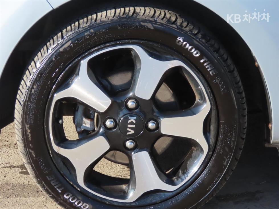 2014 - kia ray