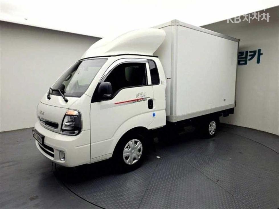 2024 - kia bongo iii
