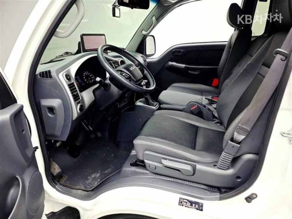 2024 - kia bongo iii
