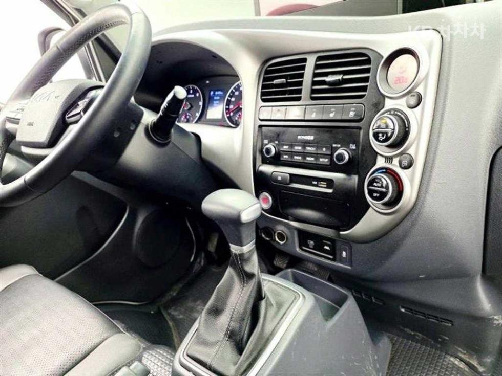 2024 - kia bongo iii