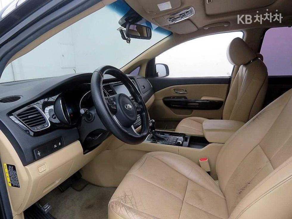 2016 - kia carnival