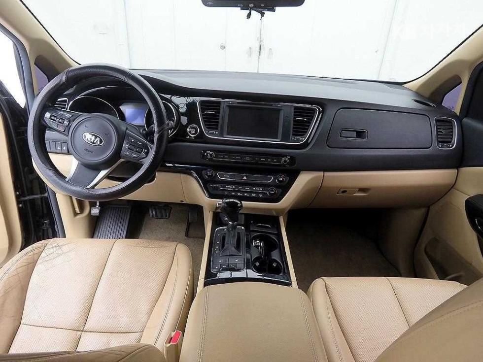 2016 - kia carnival