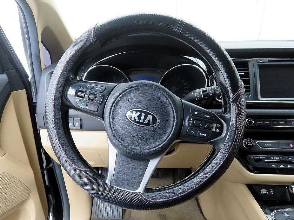 2016 - kia carnival