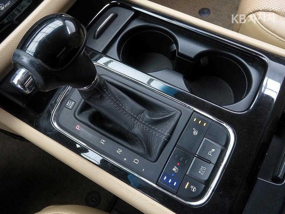 2016 - kia carnival