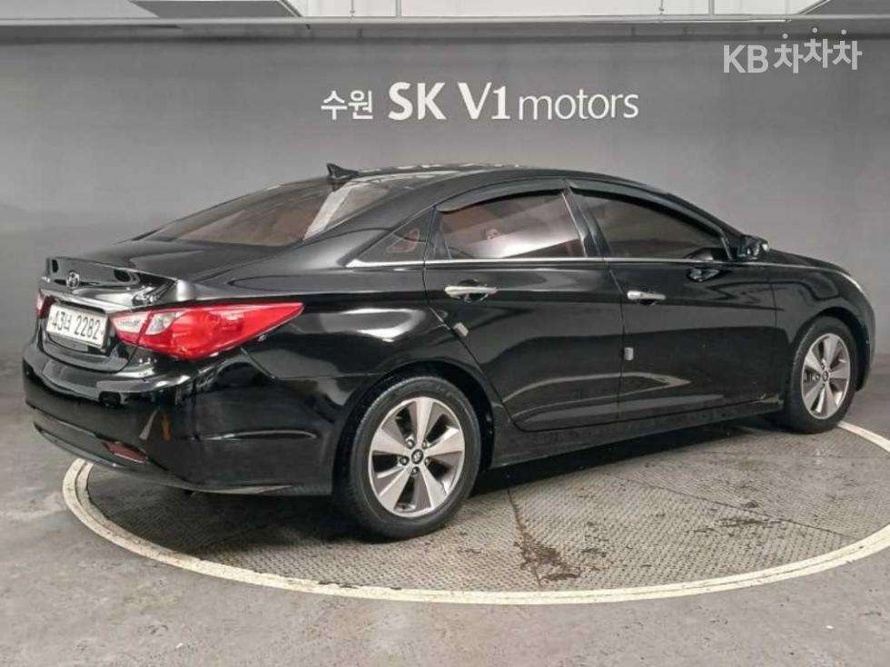 Hyundai Sonata — miniaturë 4