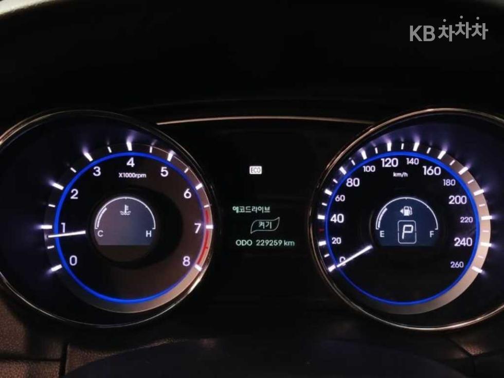 Hyundai Sonata — miniaturë 9