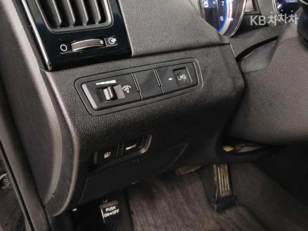Hyundai Sonata — miniaturë 12