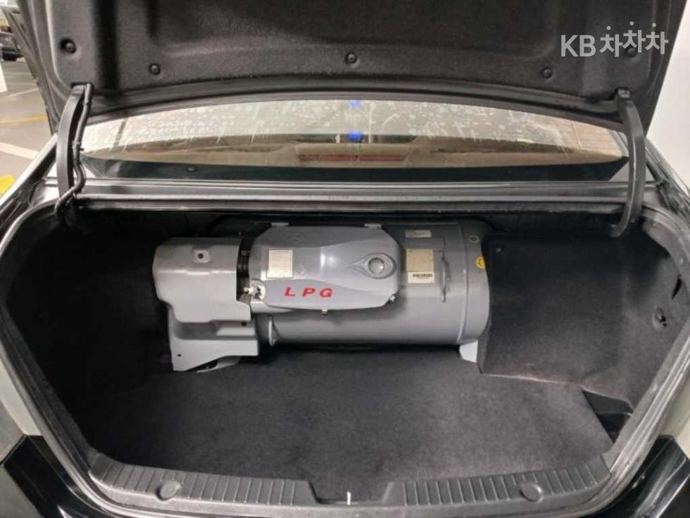 Hyundai Sonata — miniaturë 18