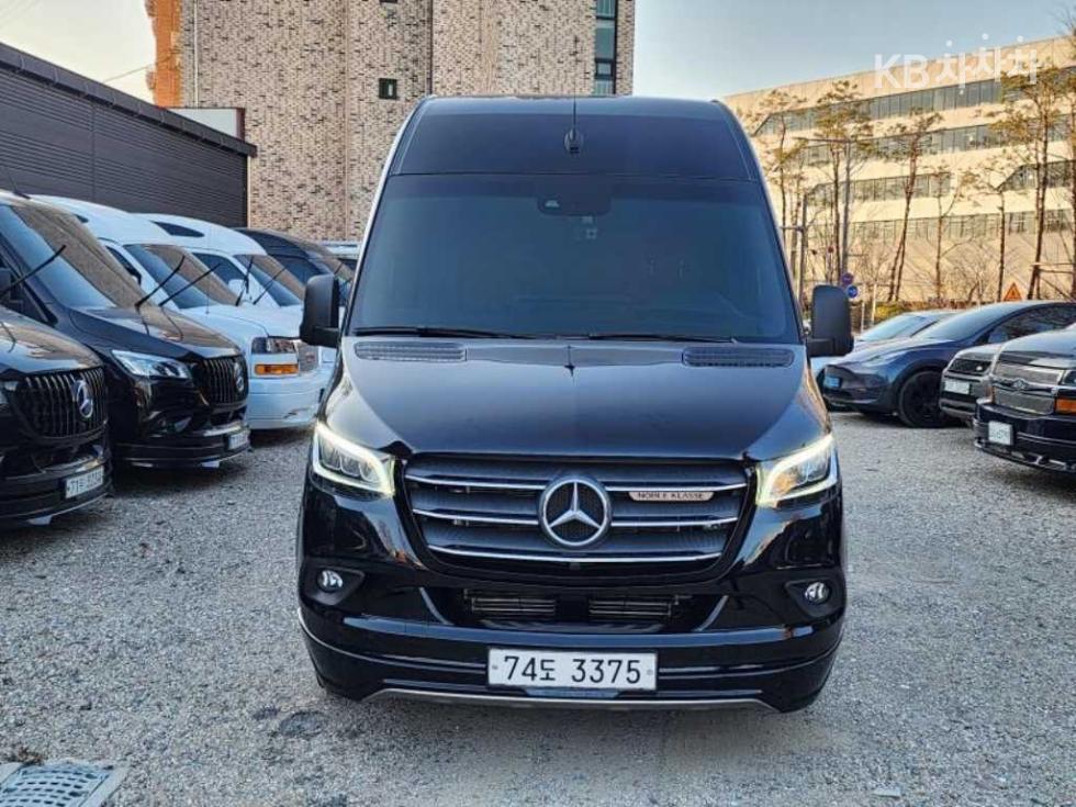 2022 Mercedes-Benz Used Car photo