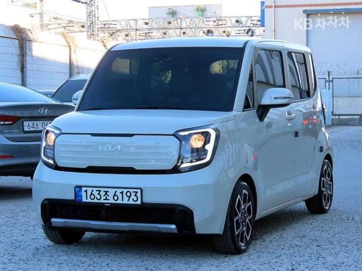 Kia Ray 1.0 Gasoline Signature 3