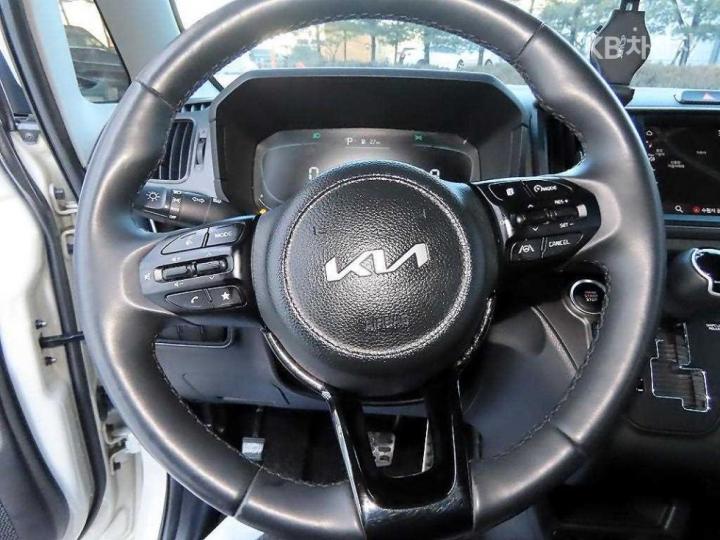 Kia Ray 1.0 Gasoline Signature 9