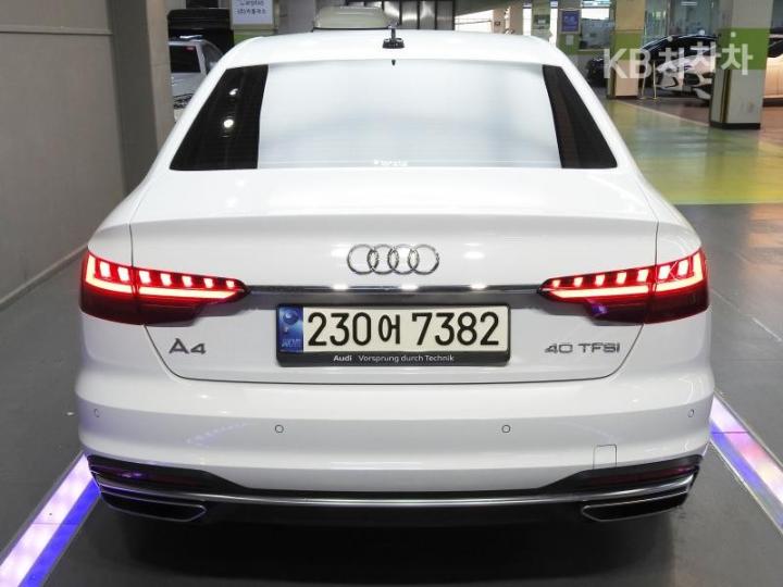 Audi A4 B9 40 TFSI 5