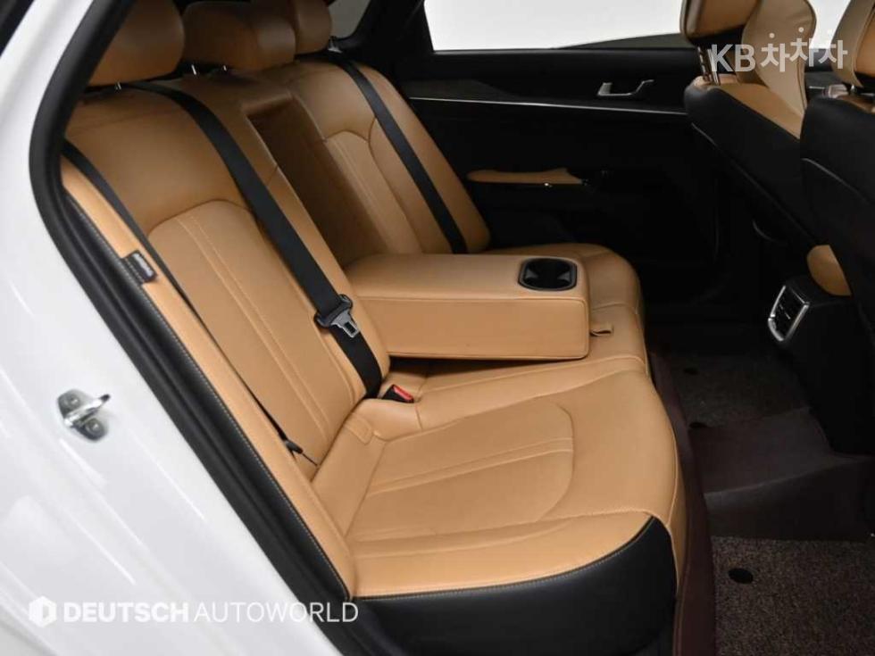 2021 - kia k5
