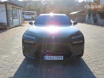 BMW 7er 740d xDrive — foto 1
