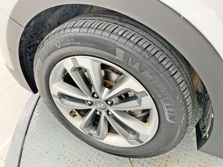 Hyundai Maxcruz Diesel e-VGT 2.2 4WD Exclusive Special 6