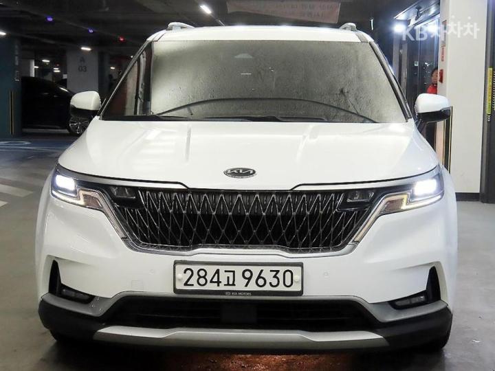 Kia Carnival — miniaturë 2