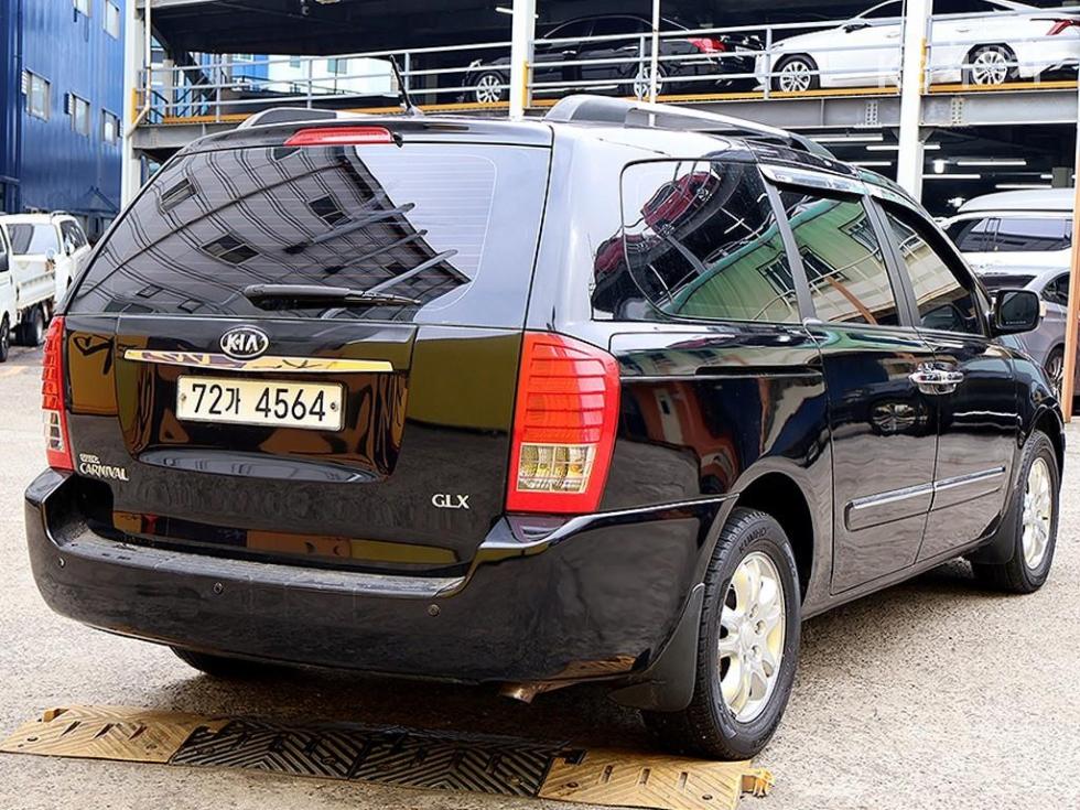 2013 - kia carnival