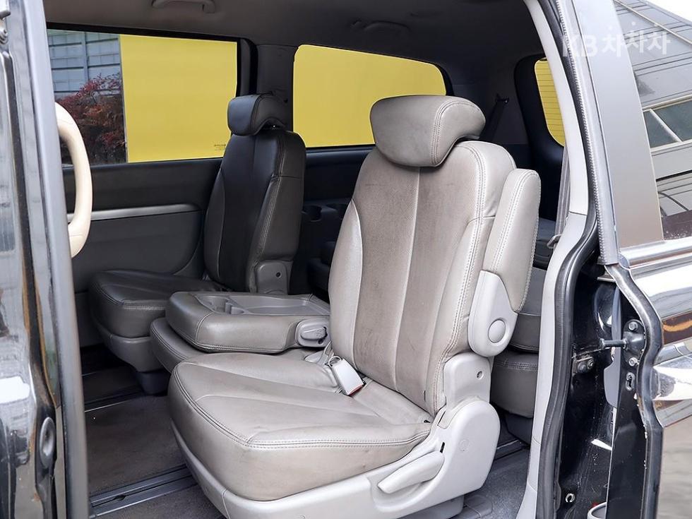 2013 - kia carnival