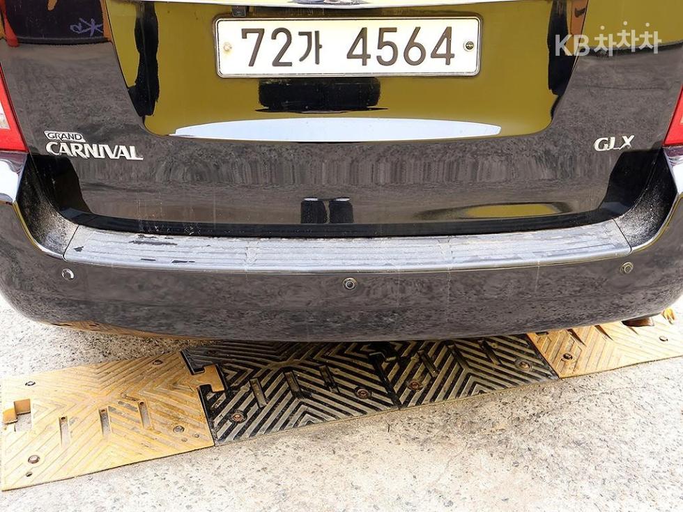2013 - kia carnival
