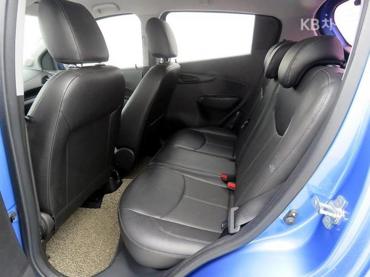 Chevrolet Spark The Next LT Plus 8