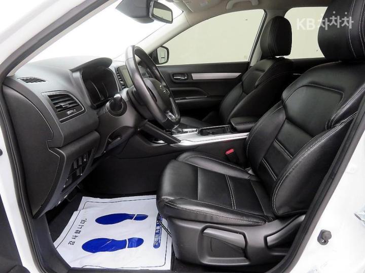 Renault QM6 2.0 GDe 2WD LE 8