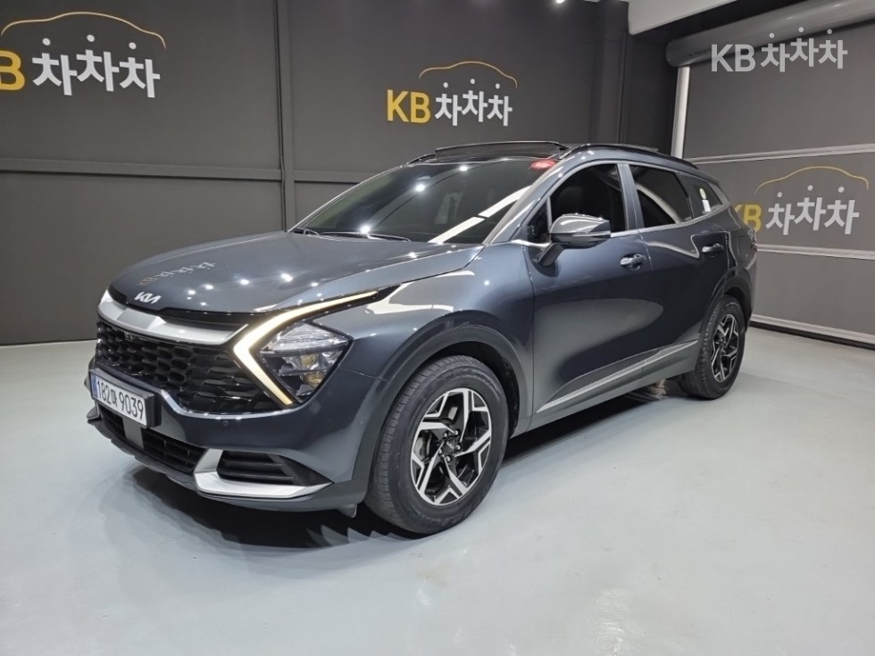 2022 - kia sportage