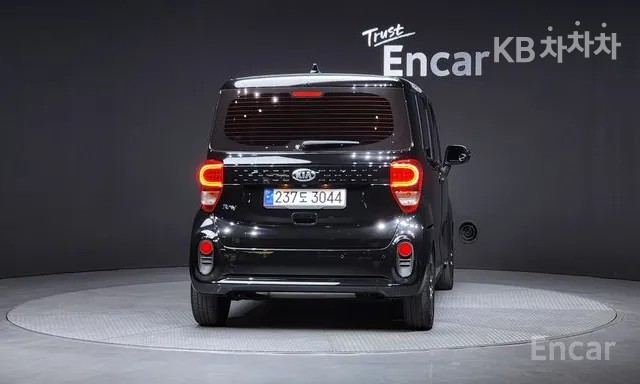 2021 - kia ray