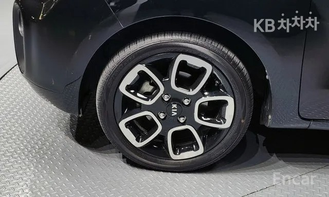 2021 - kia ray