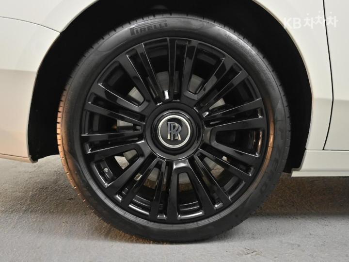 Rolls Royce Ghost 6.75 V12 SWB 6