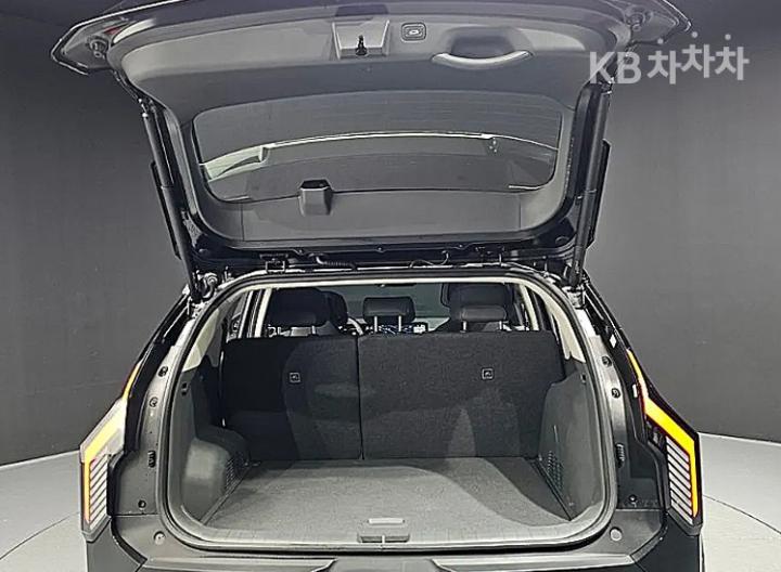 Kia EV3 Standard 2WD Earth 6