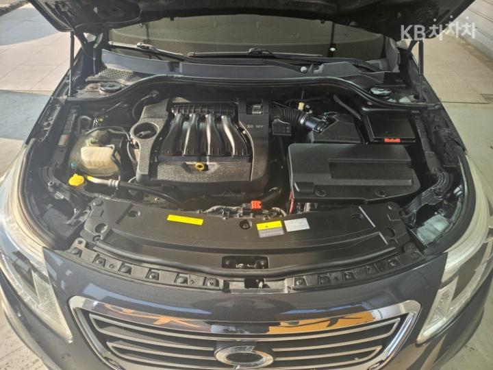 Renault SM5 New Platinum LE Base Type 6