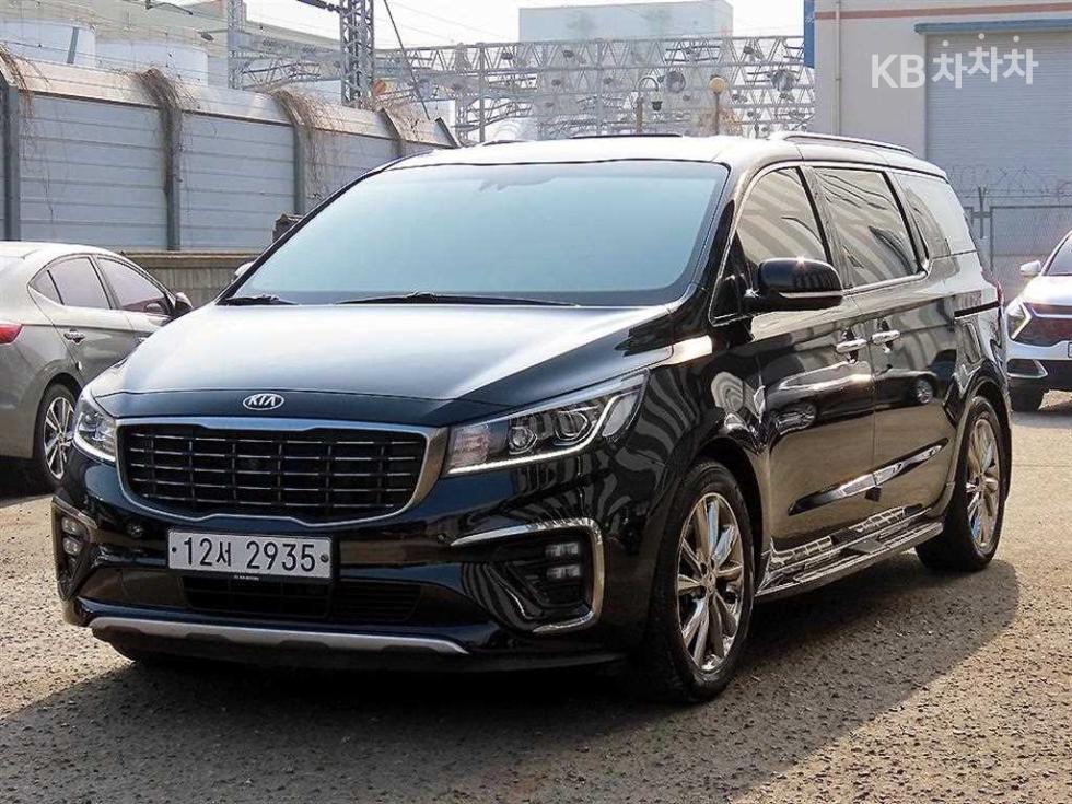 2019 - kia carnival