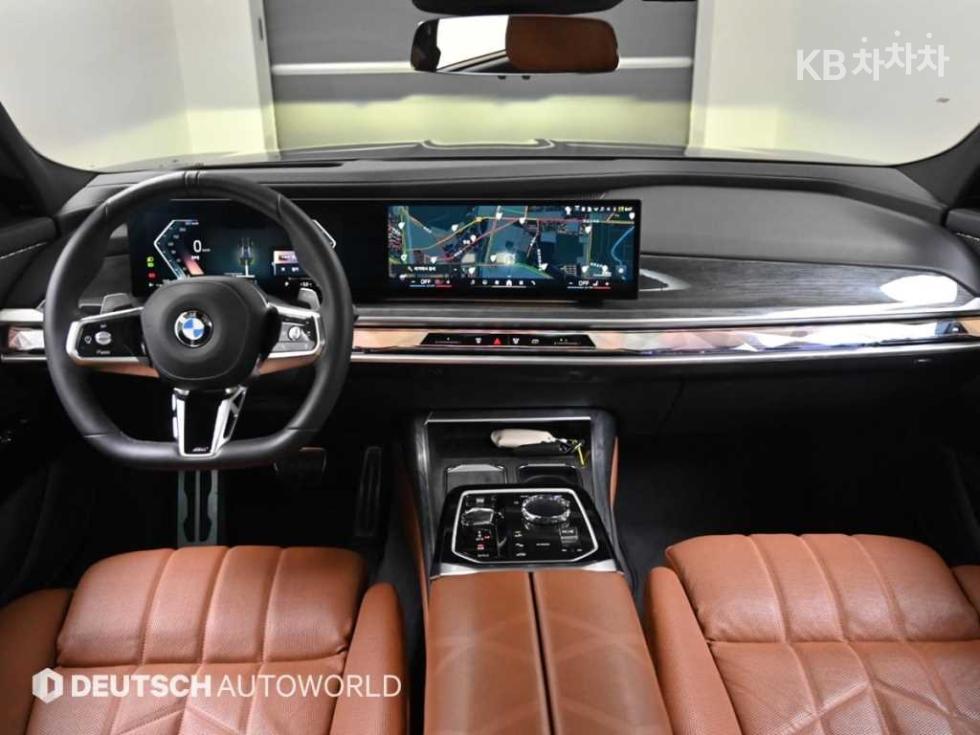 BMW 7er — miniaturë 7