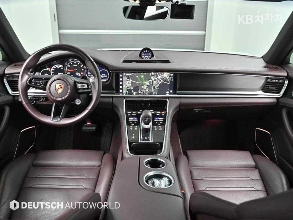 2022 Porsche (971) photo