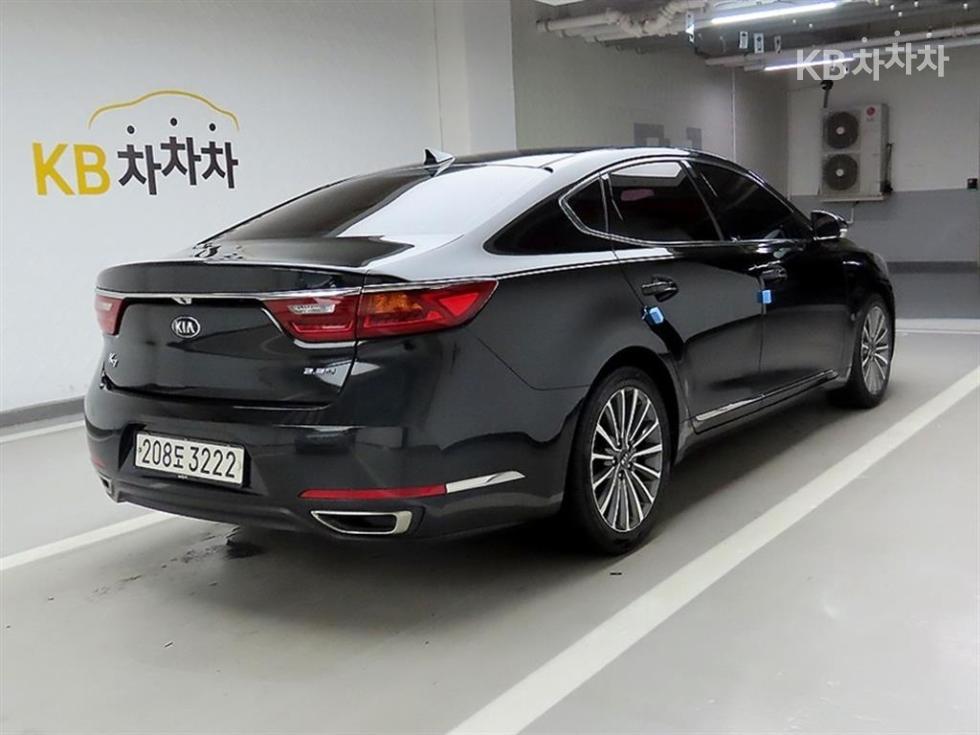 2018 - kia k7