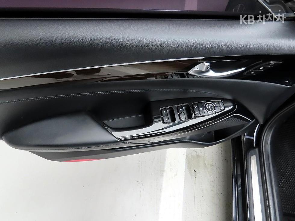 2018 - kia k7