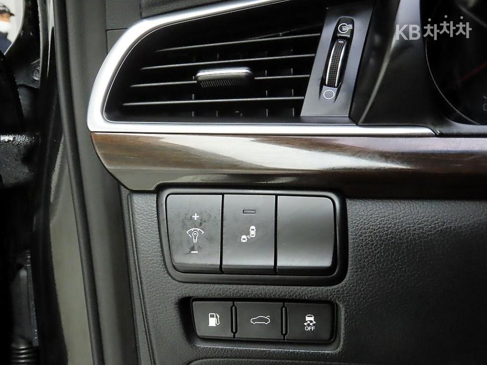 2018 - kia k7