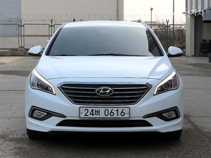 Hyundai Sonata LF 1.7 Diesel Smart 2